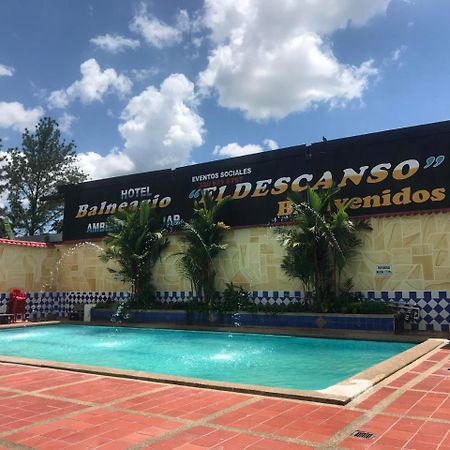 Hotel Y Balneario El Descanso Villavicencio Extérieur photo